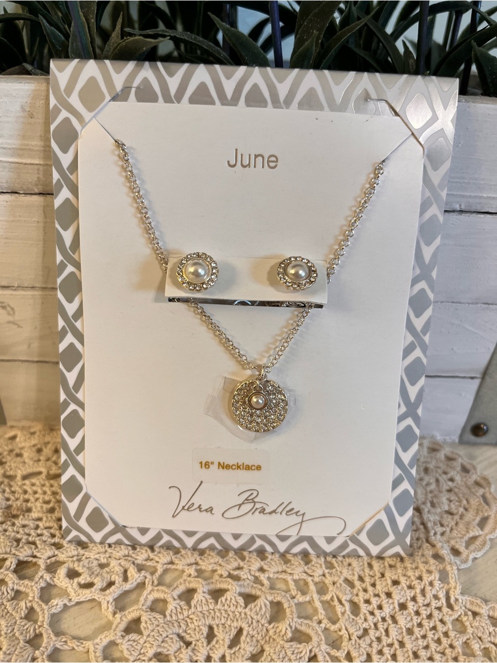 Vera Bradley “June” Silver tone Necklace & Stud Earrings Set NWT
